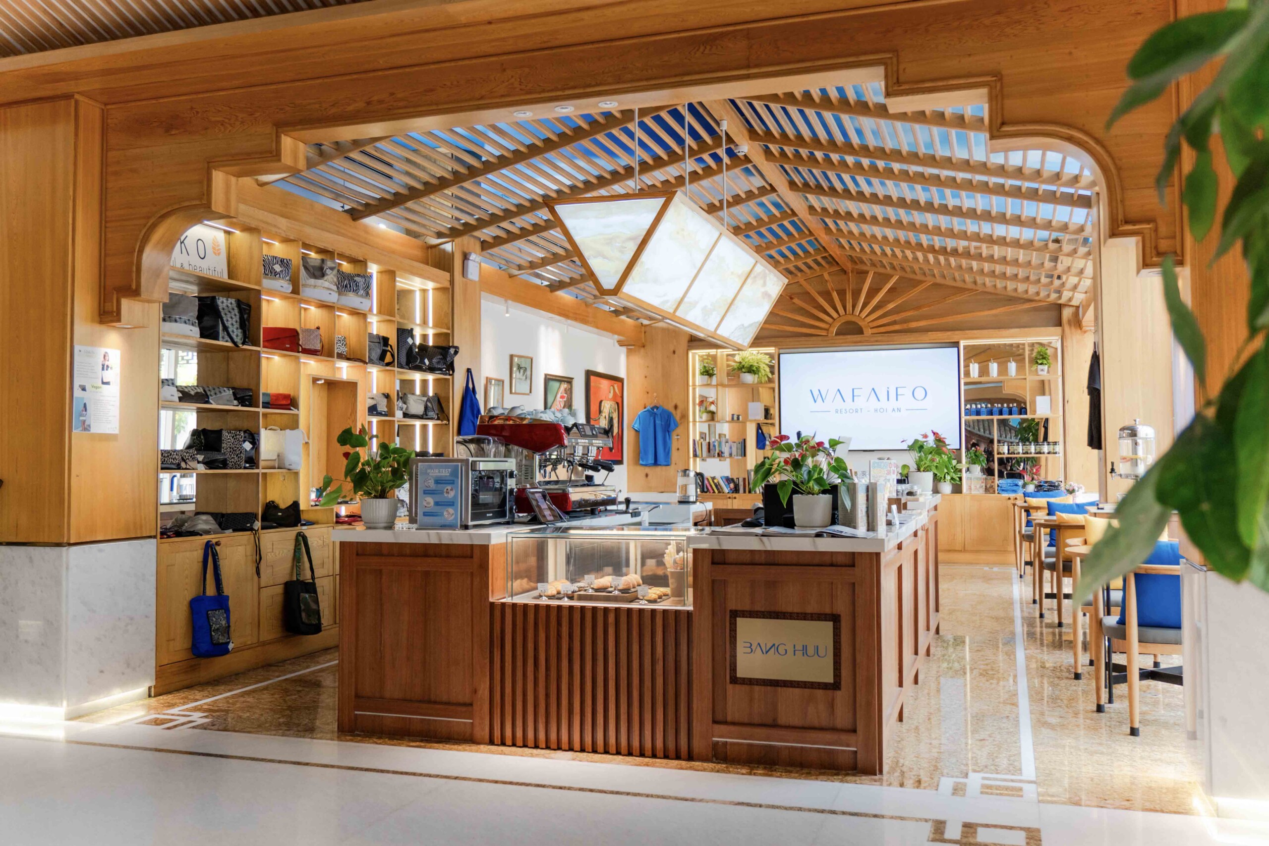Bang Huu cafe - Wafaifo Resort