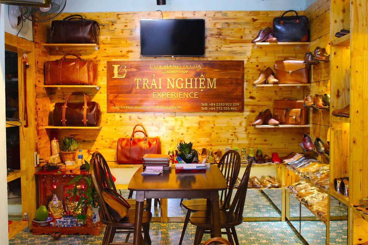 leather goods i